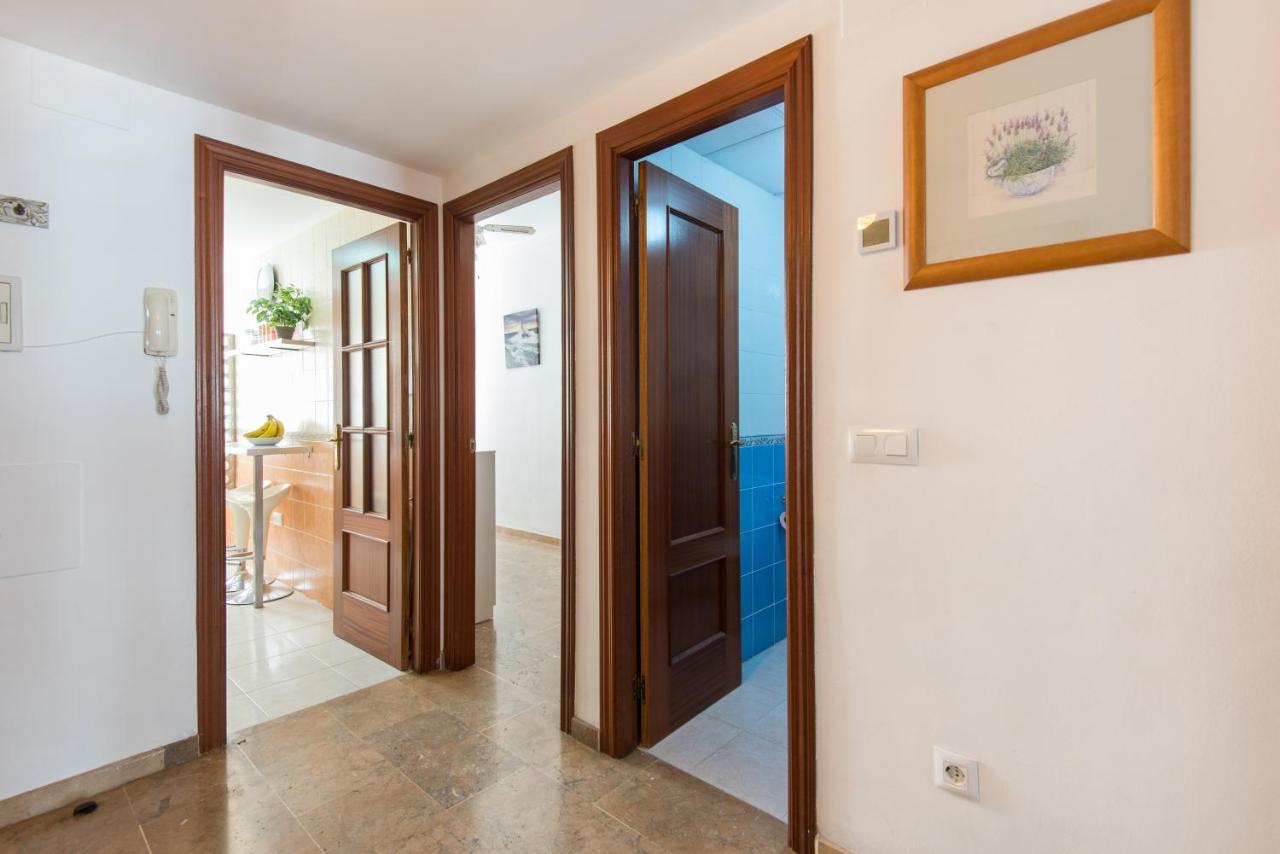 Center Apartment 2Bed 2B Aircon Wif And Parking Free Málaga Eksteriør billede