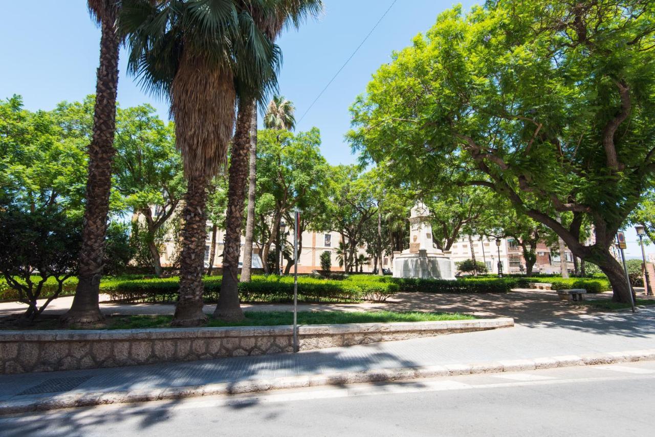 Center Apartment 2Bed 2B Aircon Wif And Parking Free Málaga Eksteriør billede