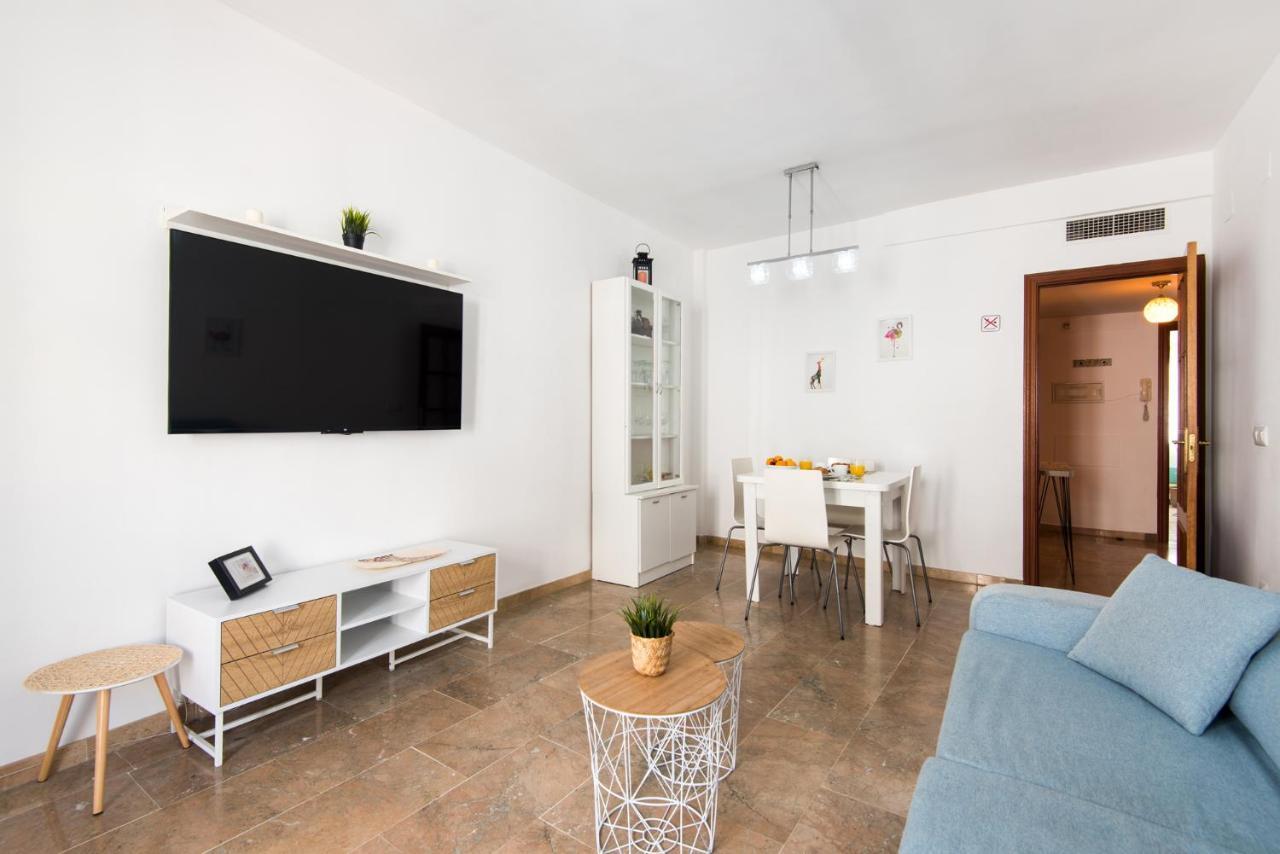 Center Apartment 2Bed 2B Aircon Wif And Parking Free Málaga Eksteriør billede