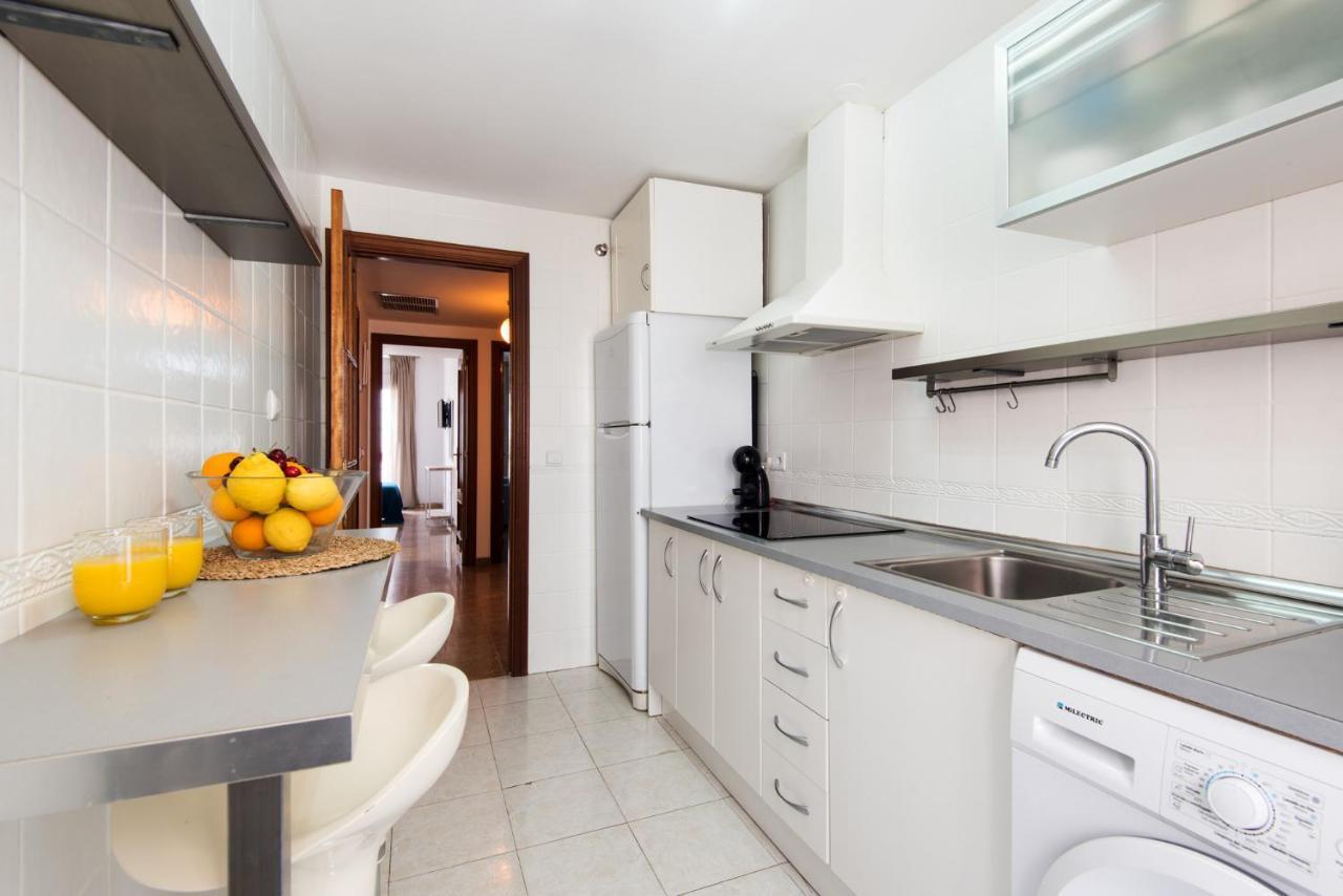 Center Apartment 2Bed 2B Aircon Wif And Parking Free Málaga Eksteriør billede
